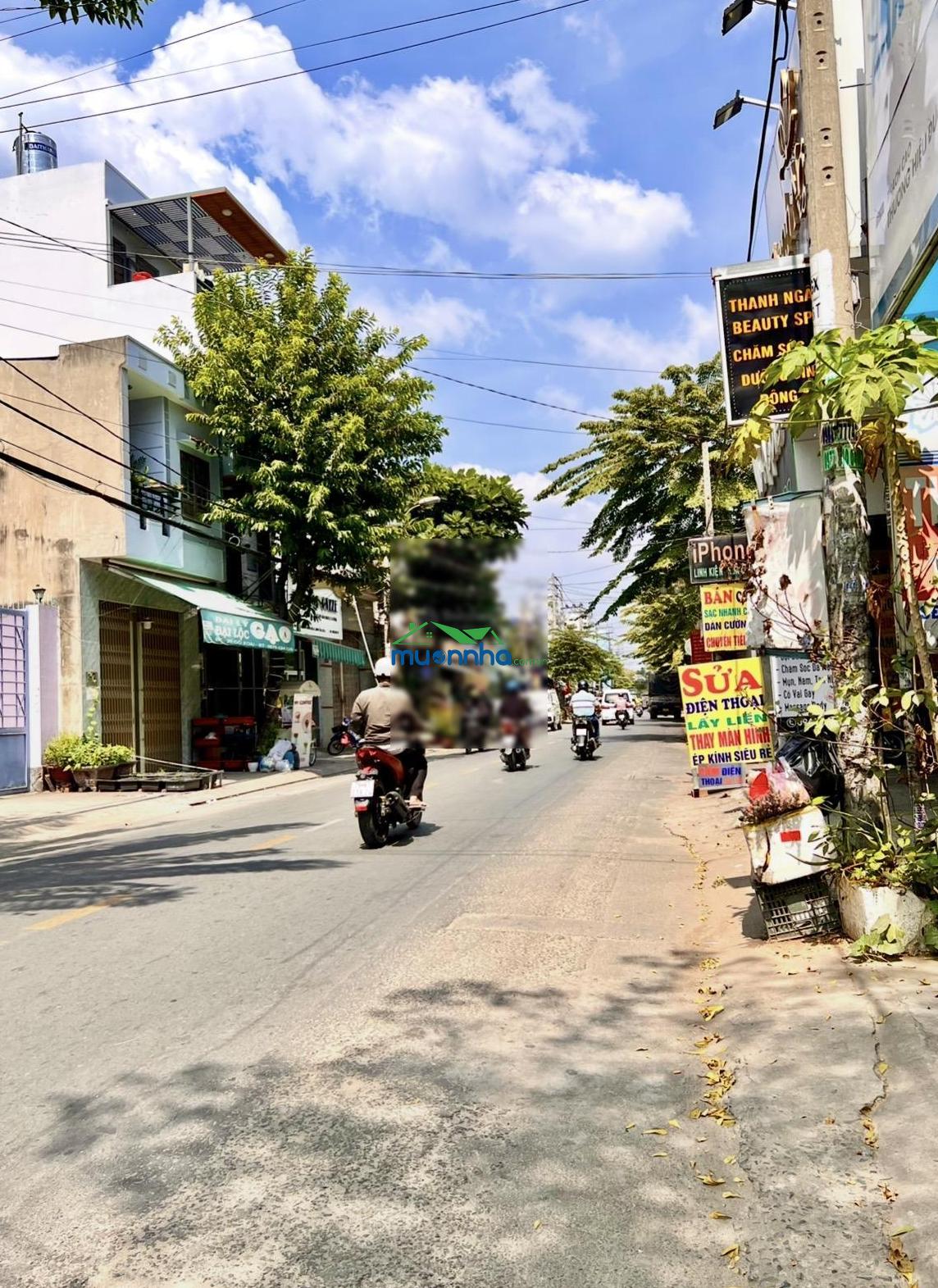 Ngay mặt tiền gò xoài- xe hơi tránh- 4 tầng xây mới- chỉ 5.xxt