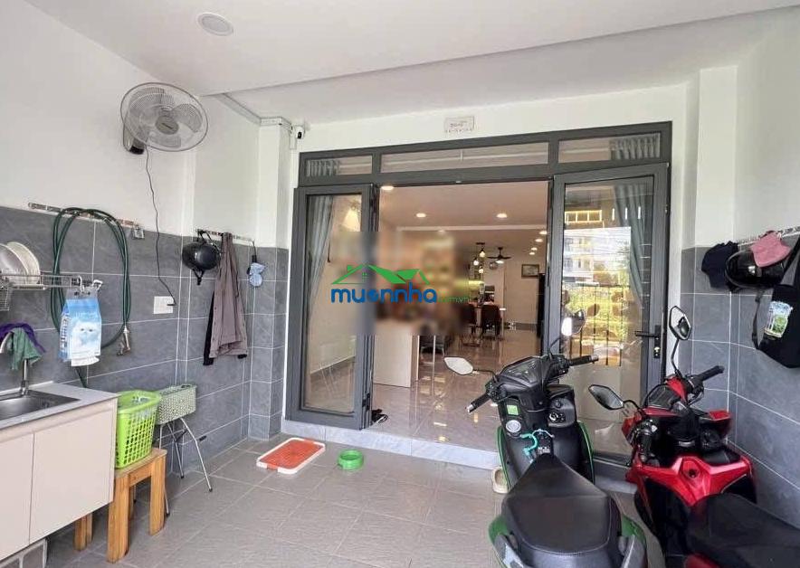 Nhà 55m² tại tăng nhơn phú, quận 9