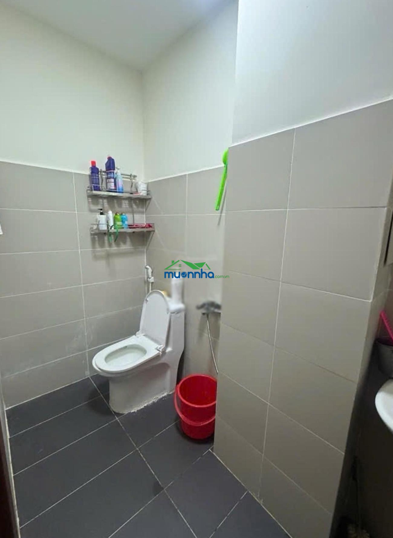 Nhà q6 - hẻm 5m thông - ngay vòng xoay coop - mart bà hom - phú lâm - 2