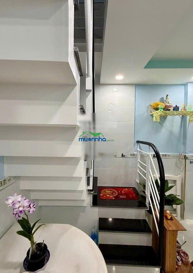 Trung tâm tân sơn nhì - 2 tầng - 2 pn - 2 wc - 34m² - nhỉnh 3 tỷ
