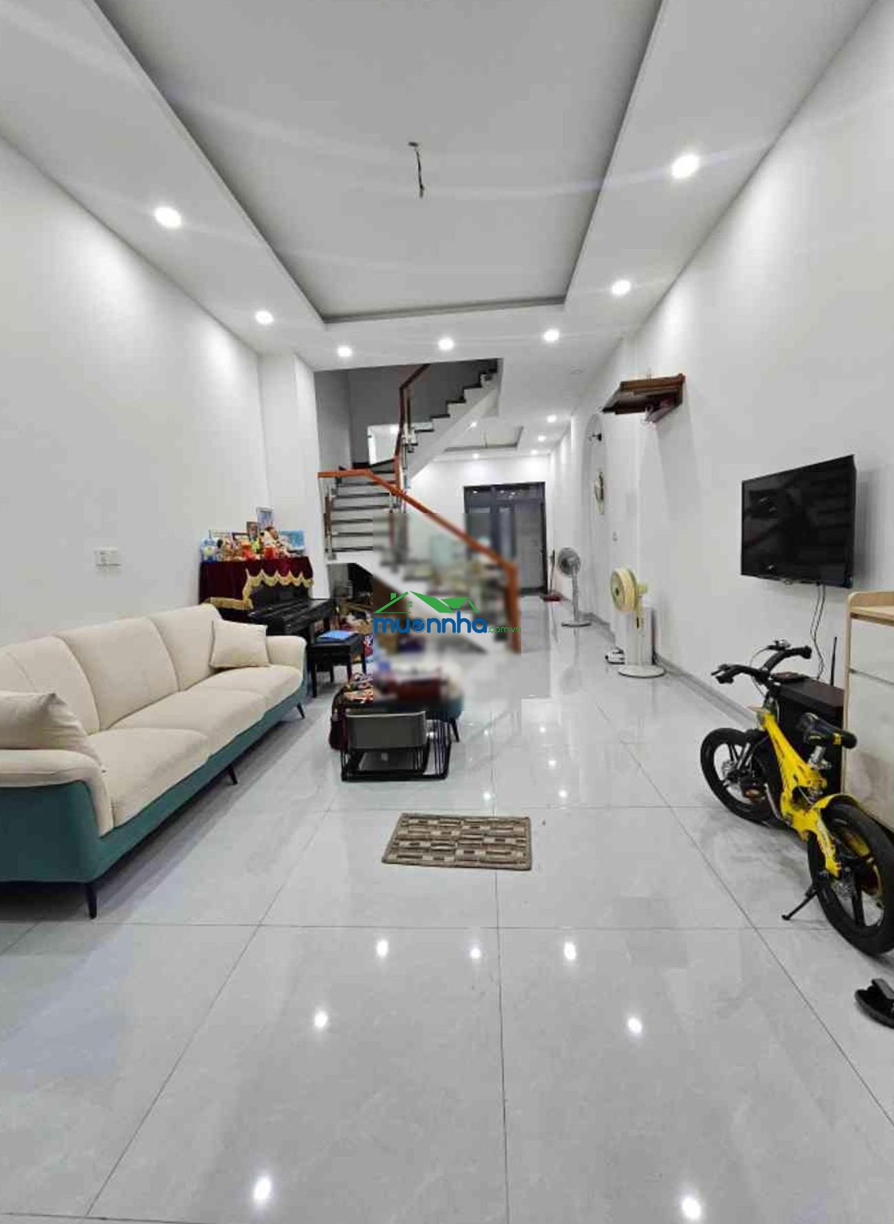 Dt 4x23m. 3 tầng. chỉ 6 tỷ hơn. hẻm 8m thông. nở hậu. lê văn quới. gò xoài. hương lộ 2. q. bình tân - 2