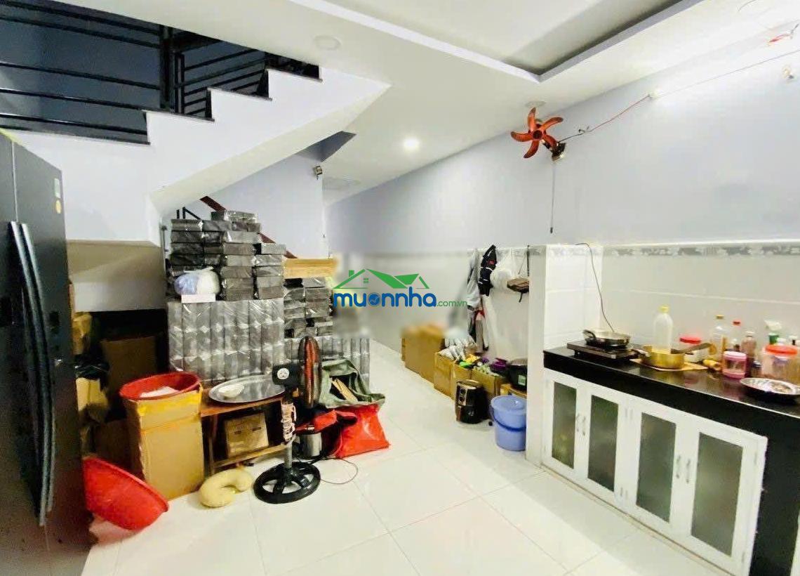 Nhà cần bán gần chợ bà chiểu 48m2 chốt 3 tỷ 1 ,sang tên ngay sổ hồng