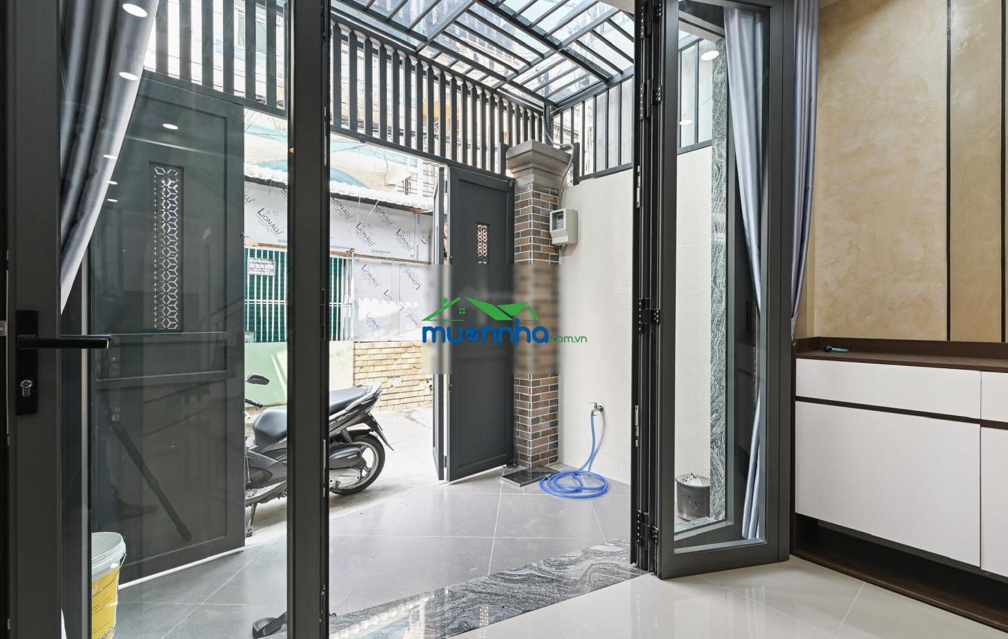 Chính chủ bán gấp nhà mới xây tại quang trung p10 - 5 tầng 5pn cách mt 30m