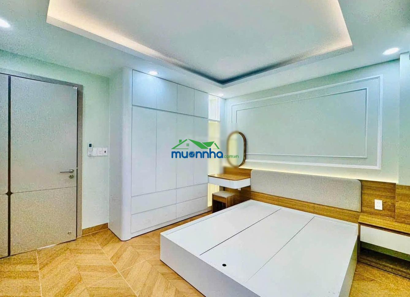 Hẻm ô tô tránh - khu nguyễn tri phương quận 10 - ngang 3.5m - 35m2 - chỉ 6.x tỷ.