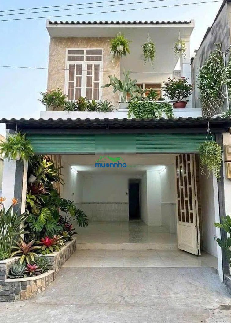 Gấp cần bán nhà 2 tầng gần lê văn việt, 54m2 đường ô tô, gần ngã 4 thủ đức 4.35 tỷ 3pn - 4