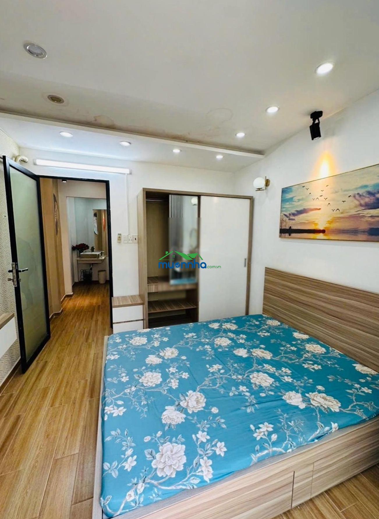 25m2 - 1 trệt 2 lầu - ban công thoáng mát - ngay emart phan huy ích - shr vuông vức - 3,45 tỷ - 2