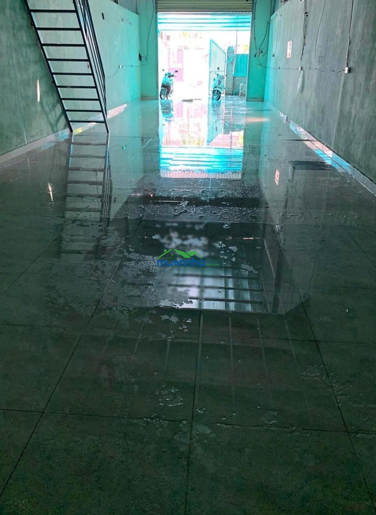 Sát lê văn việt - 85m2 - 3 tỷ 950 - hẻm xe hơi tới cửa - 2