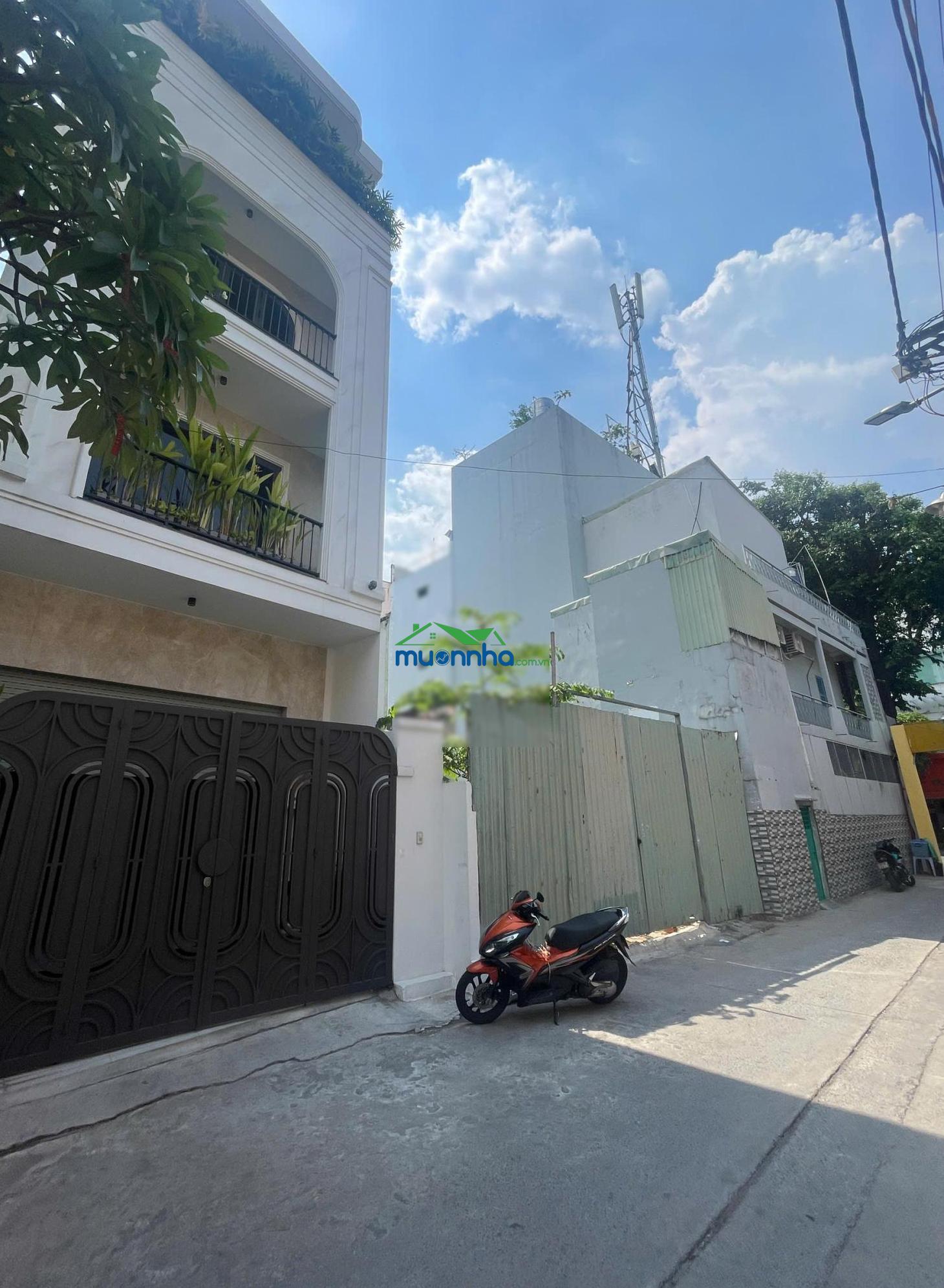 Siêu phẩm q.11 - 2 mặt tiền hẻm 12m trước sau - sau lưng căn mặt tiền - giá sốc 110tr/m2 còn tl