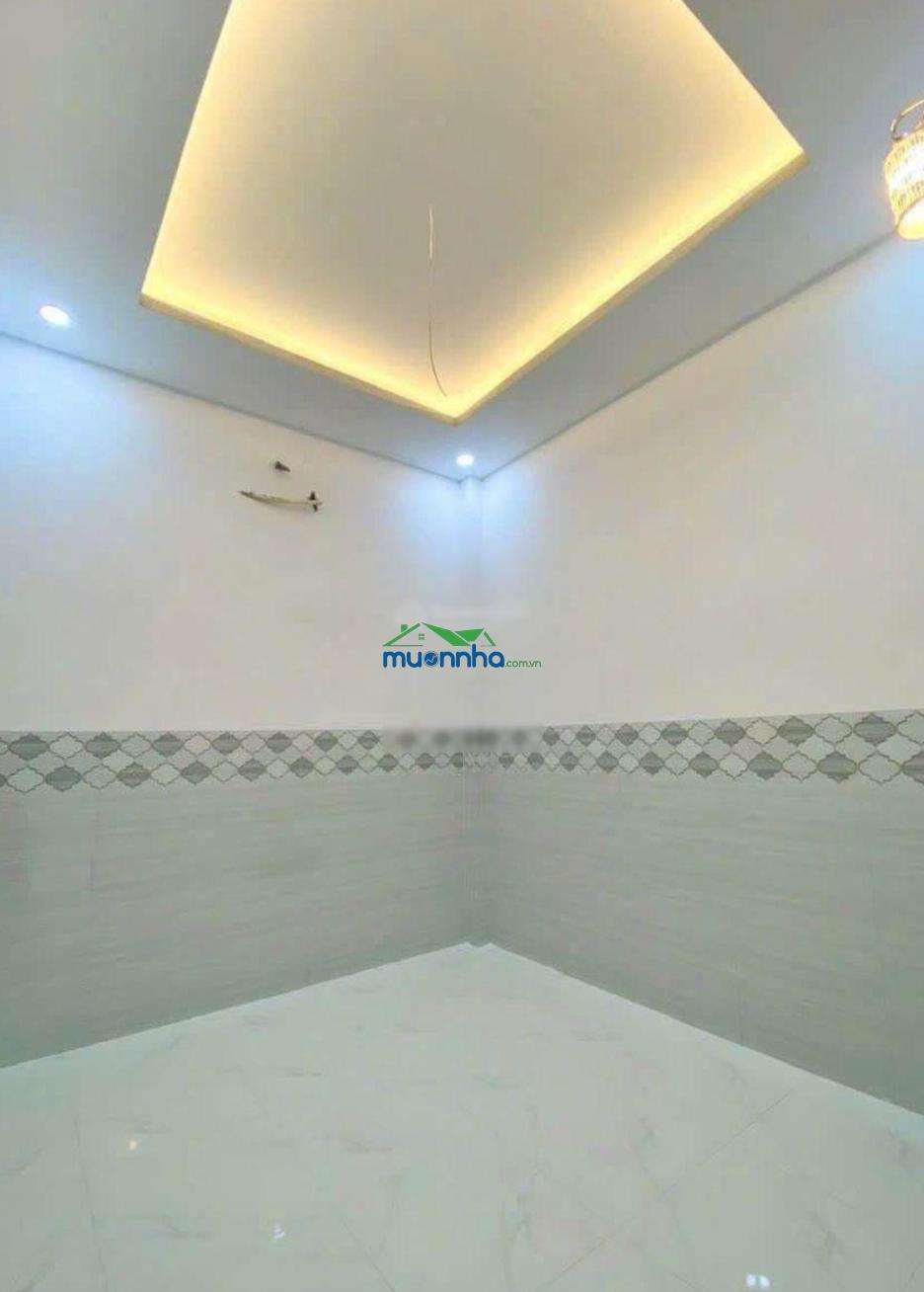 Bán nhà cấp 4 sổ hồng riêng, diện tích 100m kế bên kcn lê minh xuân giá 650 triệu - 2