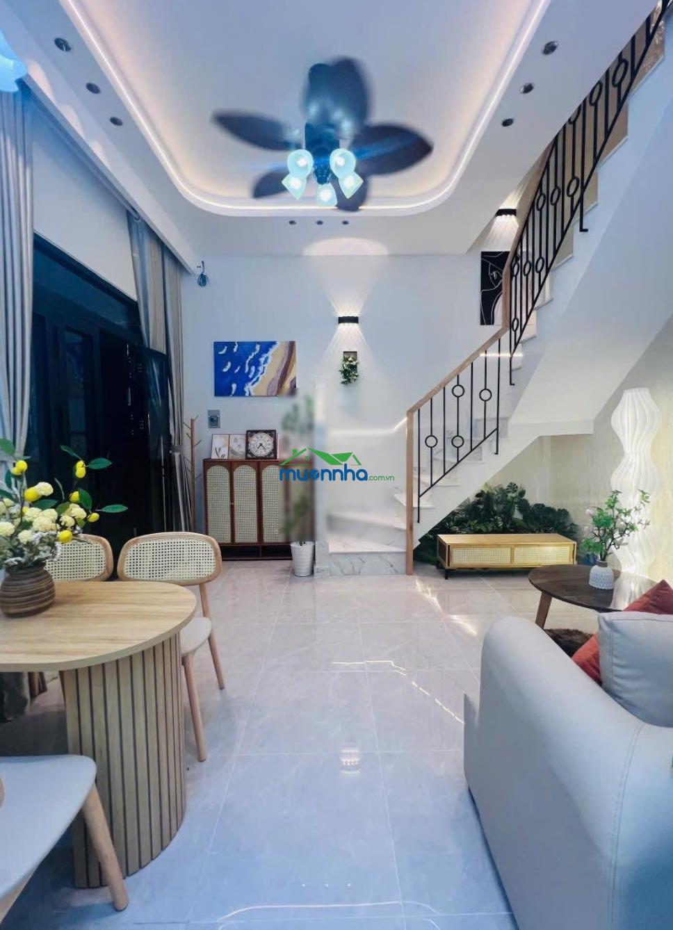 Bán nhà trung tâm ngang 6m - nhà mới đẹp ở ngay - 2pn, 2wc - chỉ 5,2 tỷ - quận 8