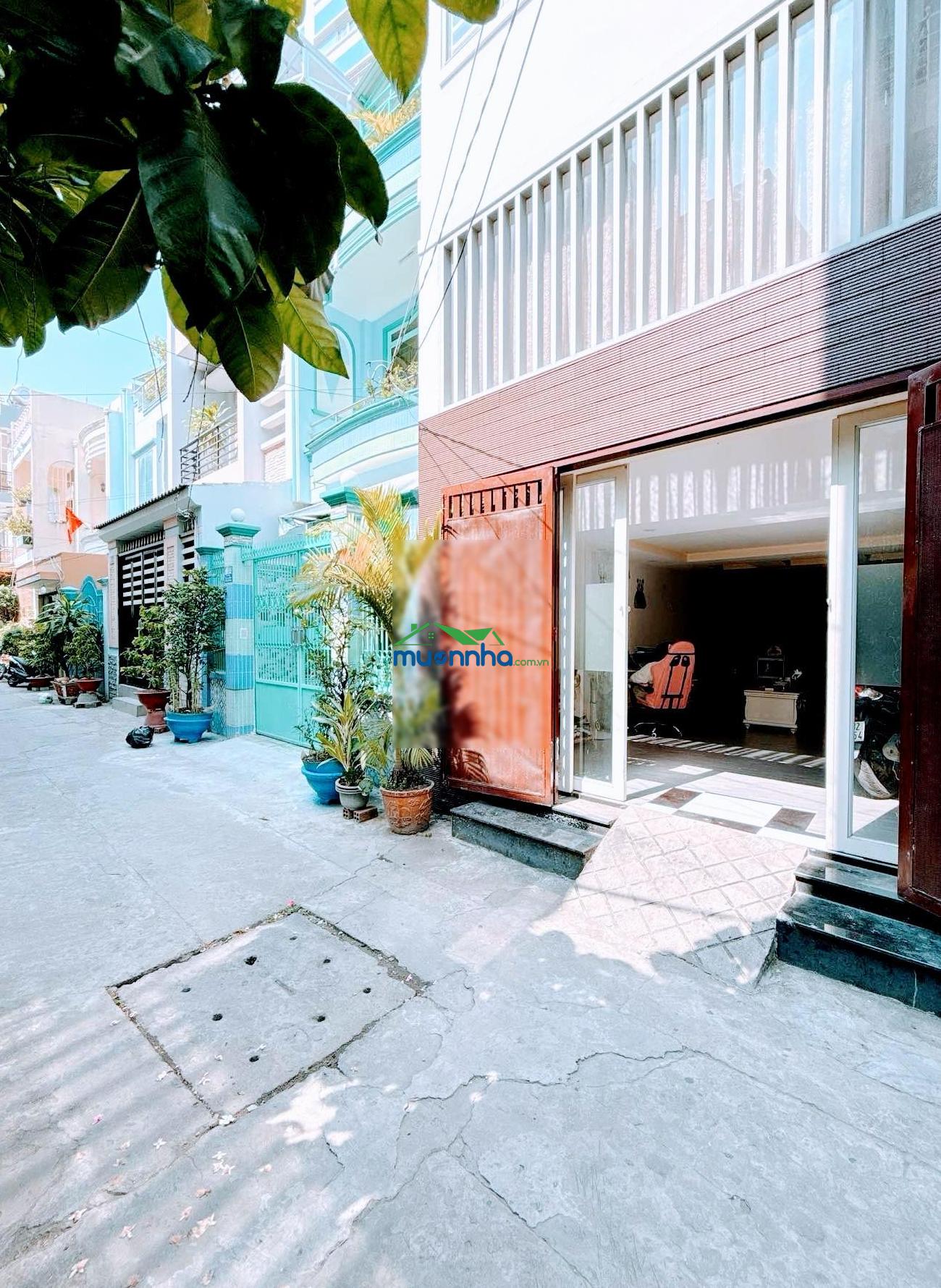 Nhà đẹp sát mt - trần xuân soạn q7 hxh - nhỉnh 6 tỷ - 4.8x9m - 2