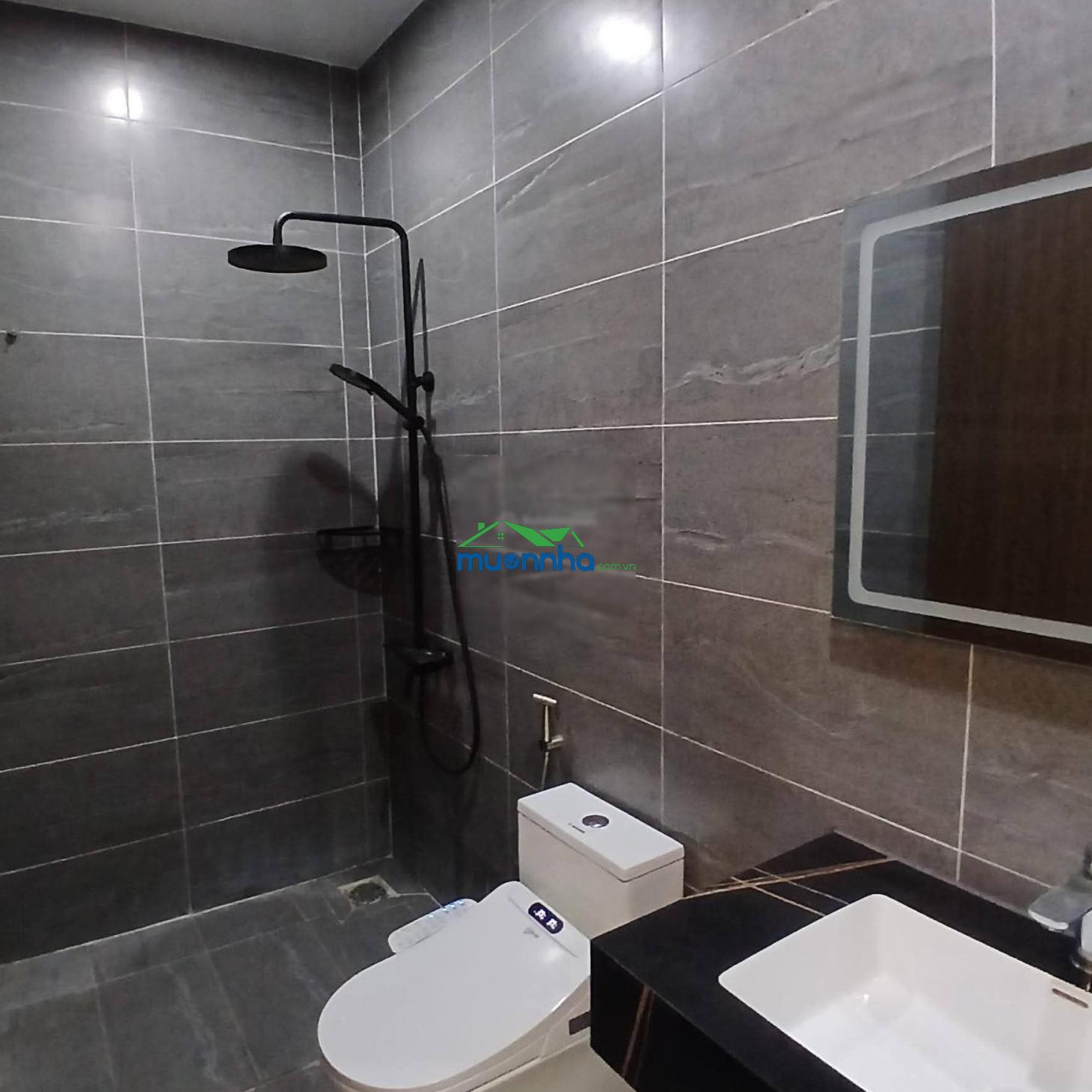 7 tỷ 700 thương lượng nhà 4 tầng, diện tích : 4 x 20 - 3