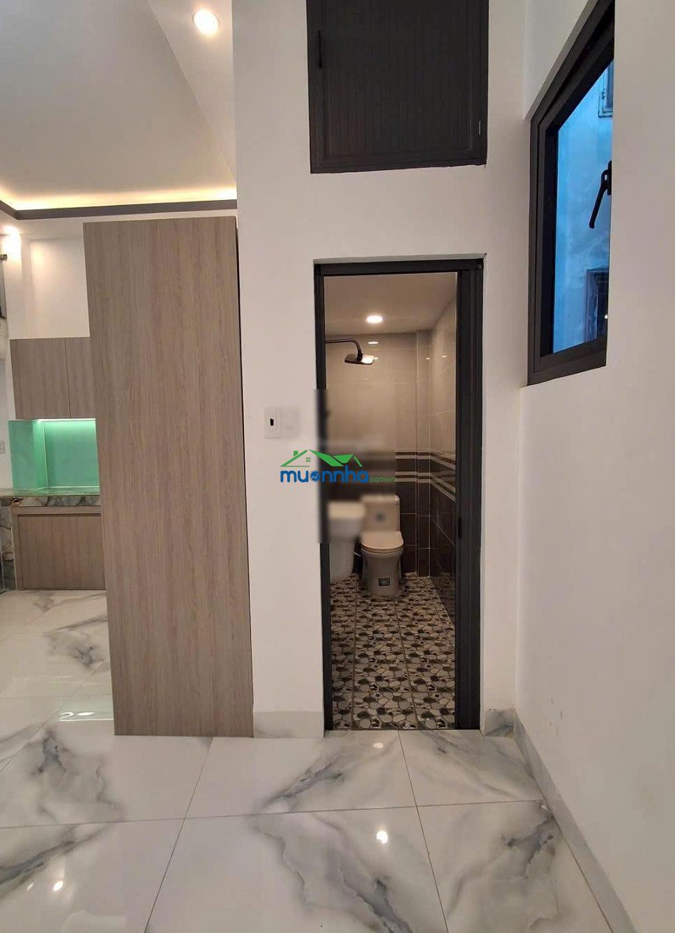 Bán nhà quận 8 đẹp ở ngay - gần quận 1 - sổ hồng riêng - chỉ 6 tỷ 270 triệu. lh 0933 063 *** - 2