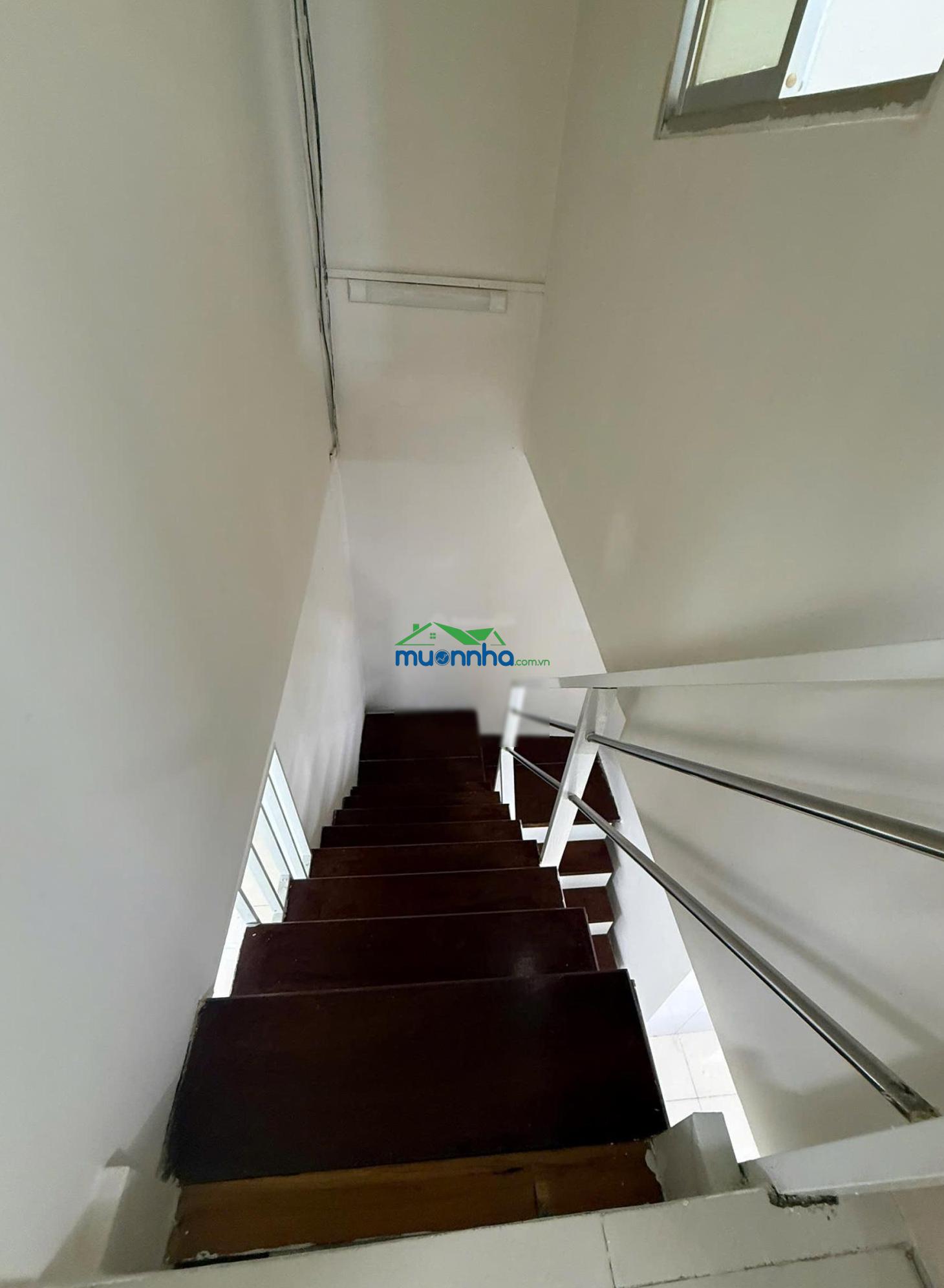 Giảm sâu bán nhà 36m2 âu cơ ngay cc bàu cát chỉ còn 3.4 tỷ tl! - 2