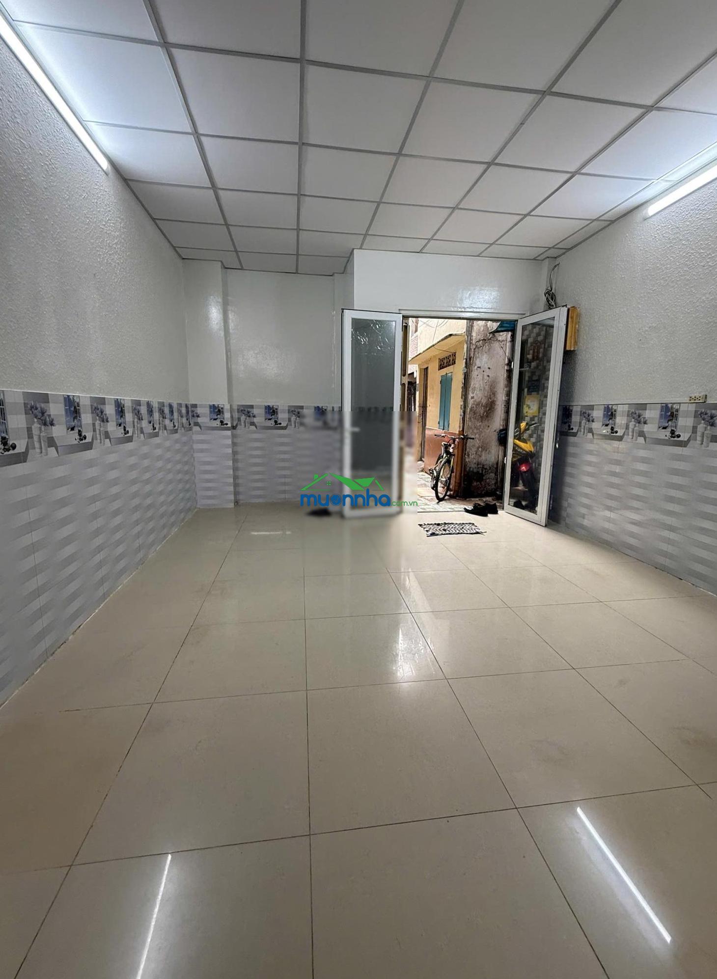 Giảm sâu bán nhà 36m2 âu cơ ngay cc bàu cát chỉ còn 3.4 tỷ tl!