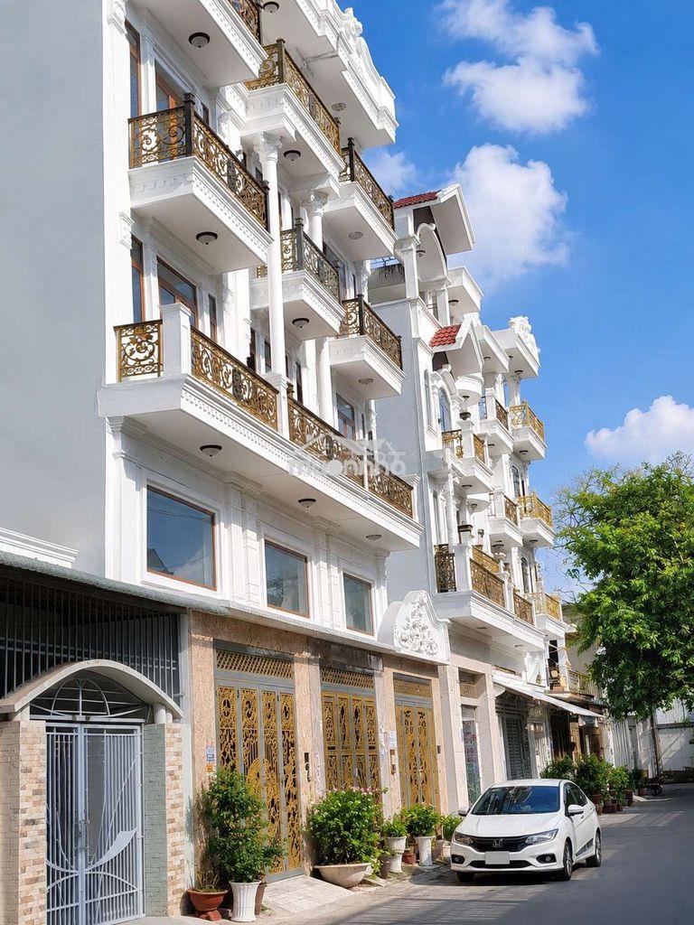 Bán nhà đường âu cơ hxh ( 4,4x 10m x 3 tầng )giá : nhỉnh 6tỉ tl - 4
