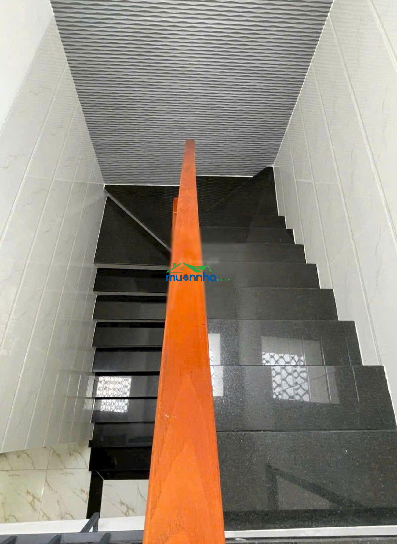 Bán nhà hẻm 6m liên khu 5-6. nhà mới 3 tầng dọn vào ở ngay. diện tích: 60m2, nhỉnh 5 tỷ - 2