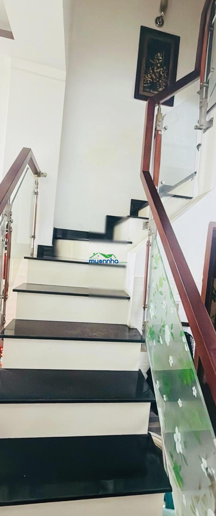 4 tầng, hương lộ 2 bình tân, hẻm 5m, giá 4,55 tỷ, 4pn, 4wc, dt 30m2 - 2