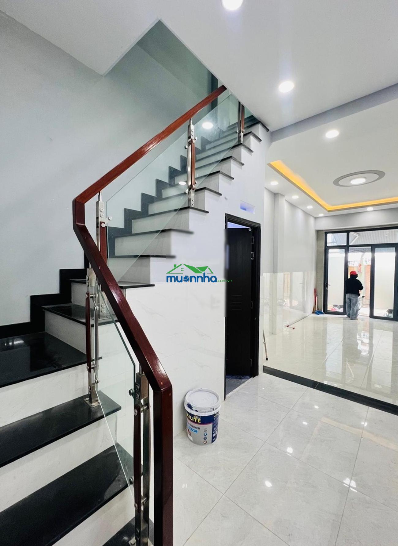 Bán nhà hẻm 8m minh phụng quận 11 ( 34m2 - 2 tầng ) 6.99 tỉ nhà 1 trệt 1 lầu .....ban công - 2