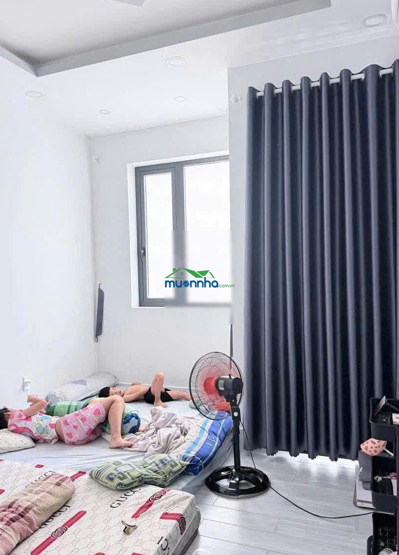 Nhà đẹp 3 tầng âu dương lân p3-q8