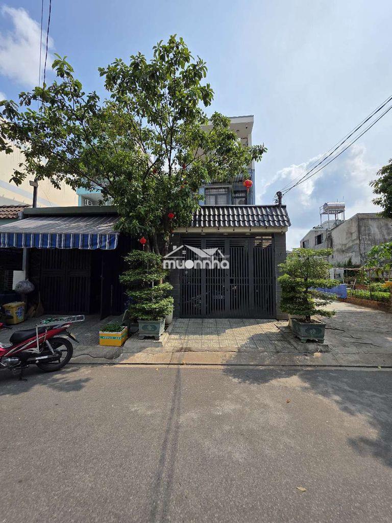 Nhà phố 122m hoàn công kế bên làng đại học quốc gia tphcm