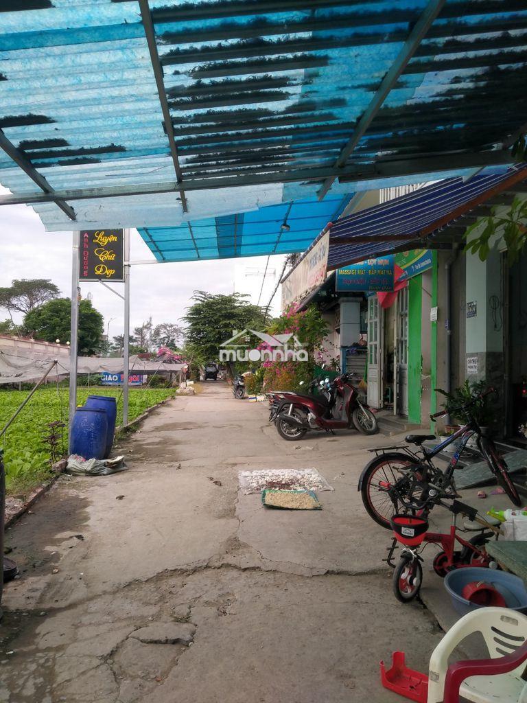 Phòng 12m2 có gác lửng ngay trường th nguyễn thái bình q12 - 2