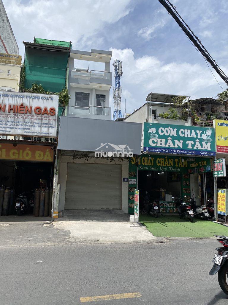Mtkd tân kỳ tân quý, 4*22, 1 trệt, 2 lầu, sân thượng, sân đậu xe hơi.