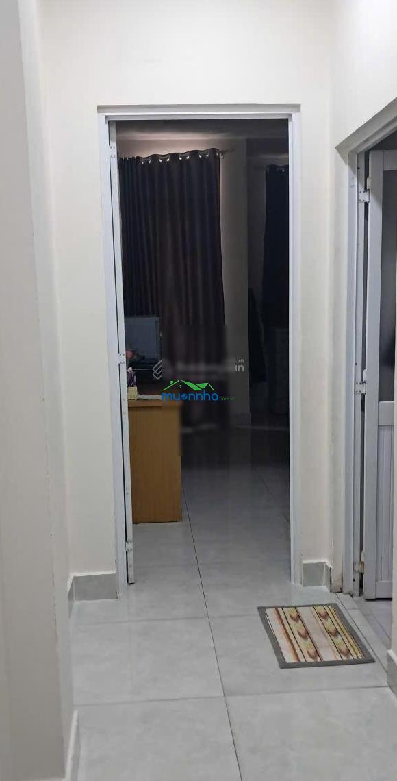 Bán nhà hẻm 154 đường vườn lài, nhà có 2 lầu 1 tum, 4 phòng ngủ. diện tích: 4x13 thổ cư đủ 52,9m2 - 2