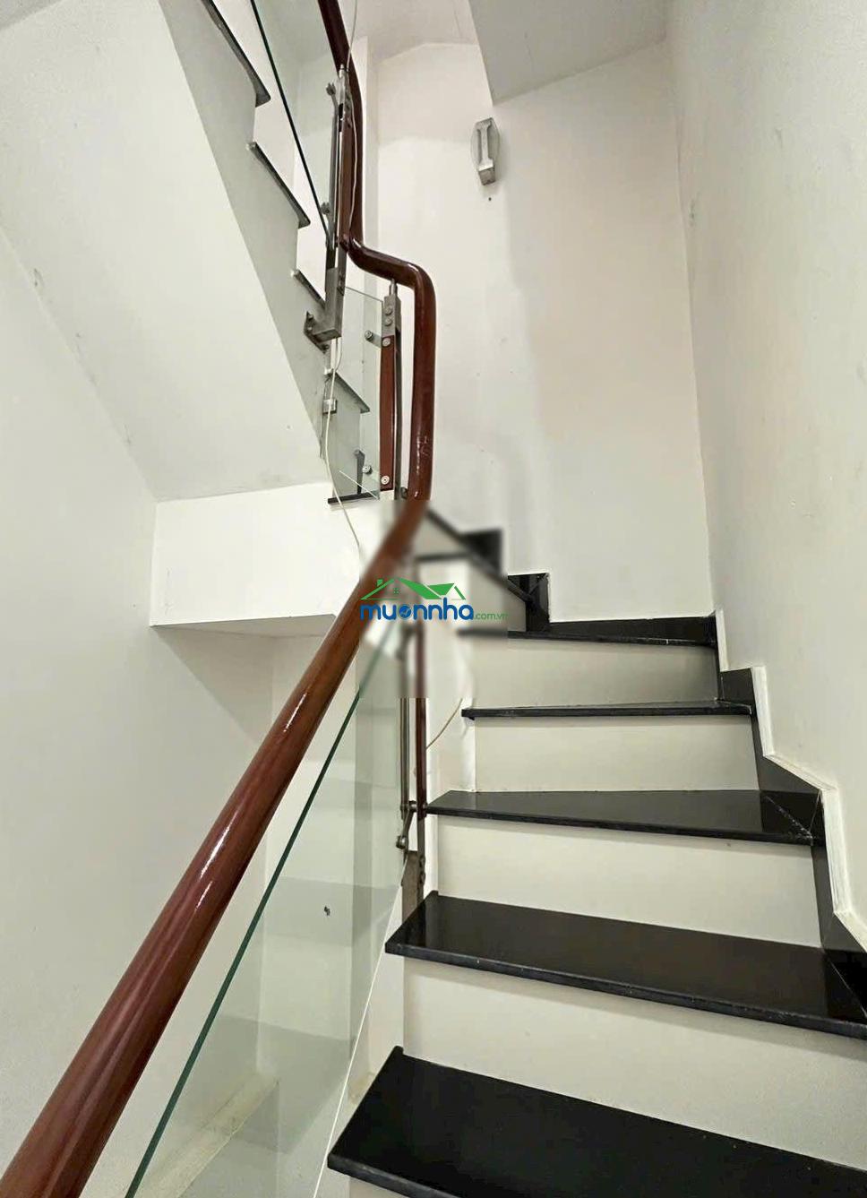 Nhà hẻm 4m đường âu dương lân, p3q8, dt 3mx10m, 1 lửng, 2 lầu, sân thượng, 3 pn, 4 wc - 3