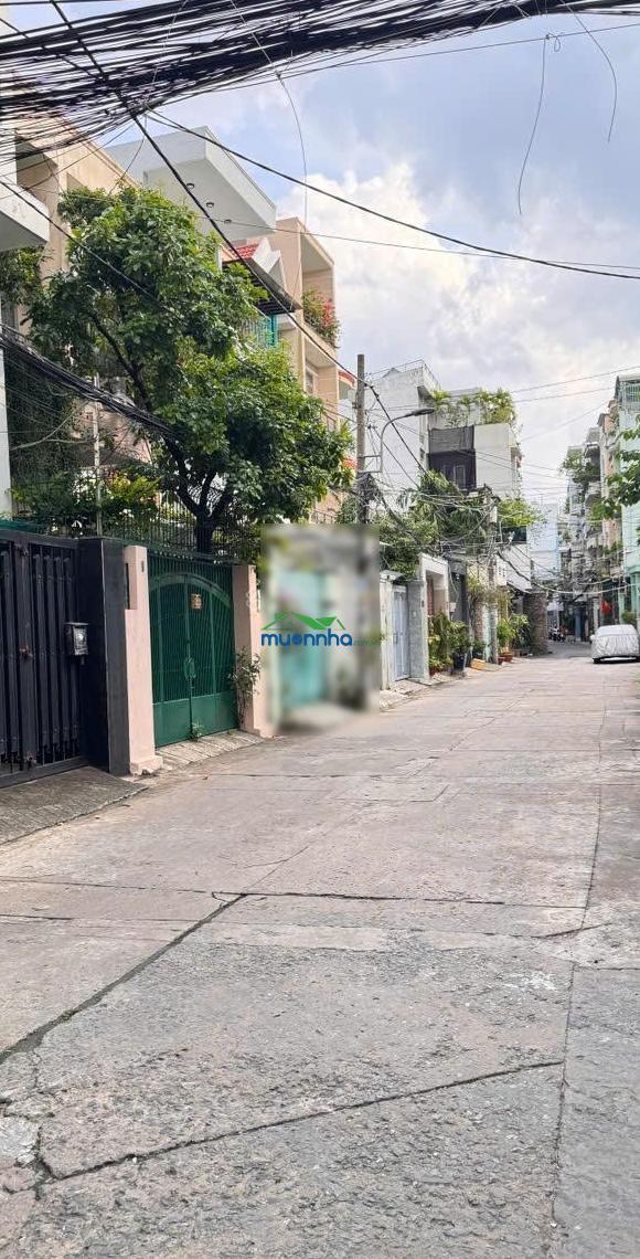 Bán nhà hẻm 686 cách mạng tháng 8 p.11 q.3 dt:5.2 x 20m,5 lầu góc - 2