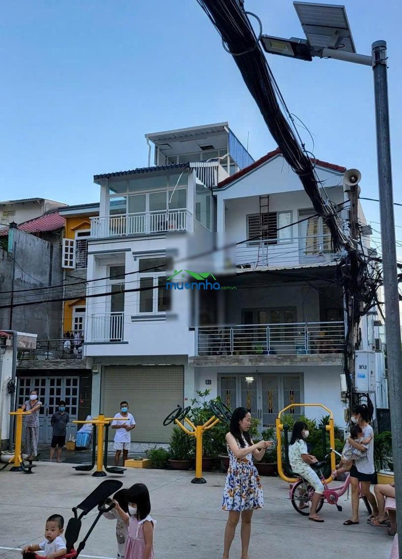 Hạ giá lần 3 rồi, nhanh mua kịp. nhà diện tích 3.6x15, 3 tầng, gần thủ thiêm 800m. giá 10.8 tỷ - 4