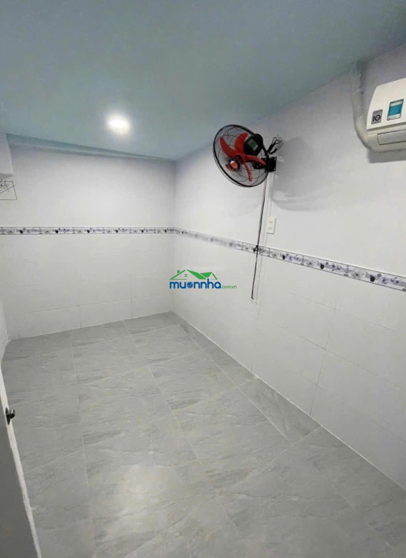 Chỉ hơn 100tr.m2, bình thạnh-bạch đằng,3 tầng, 7pn, 55m2, ở và cho thuê gần 28tr/th, giá 6.7 t.ỷtl - 2