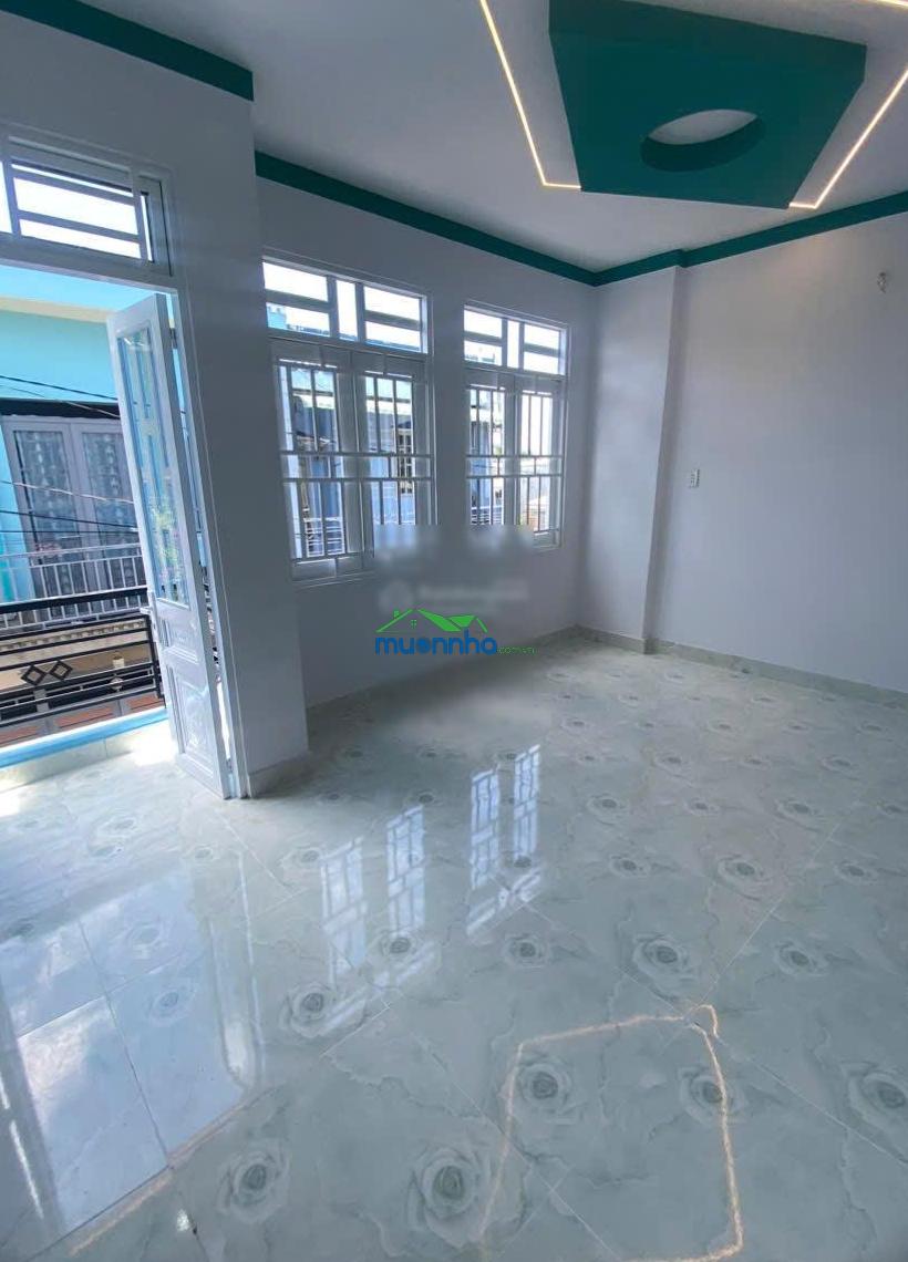 Nhà kiên cố sổ hồng 5x11 - giá 900 triệu - 3