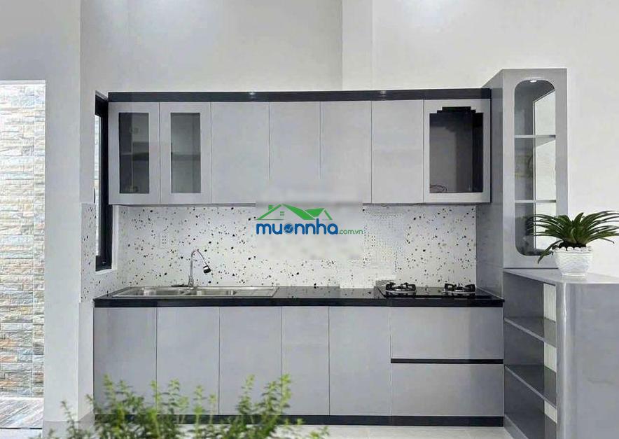Cần tiền xoay vốn kinh doanh nên bán nhà xã qui đức giá 3 tỷ, 112m2