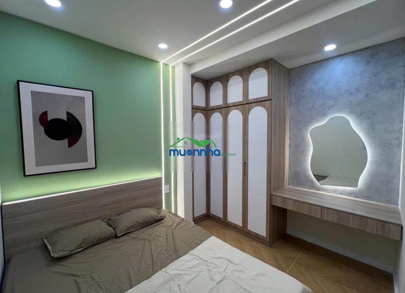Trần nhật duật- trần quang khải- ngang 4,1 x dài 7,3m 2 tầng mới full nội thất -nhà trung tâm quận - 2