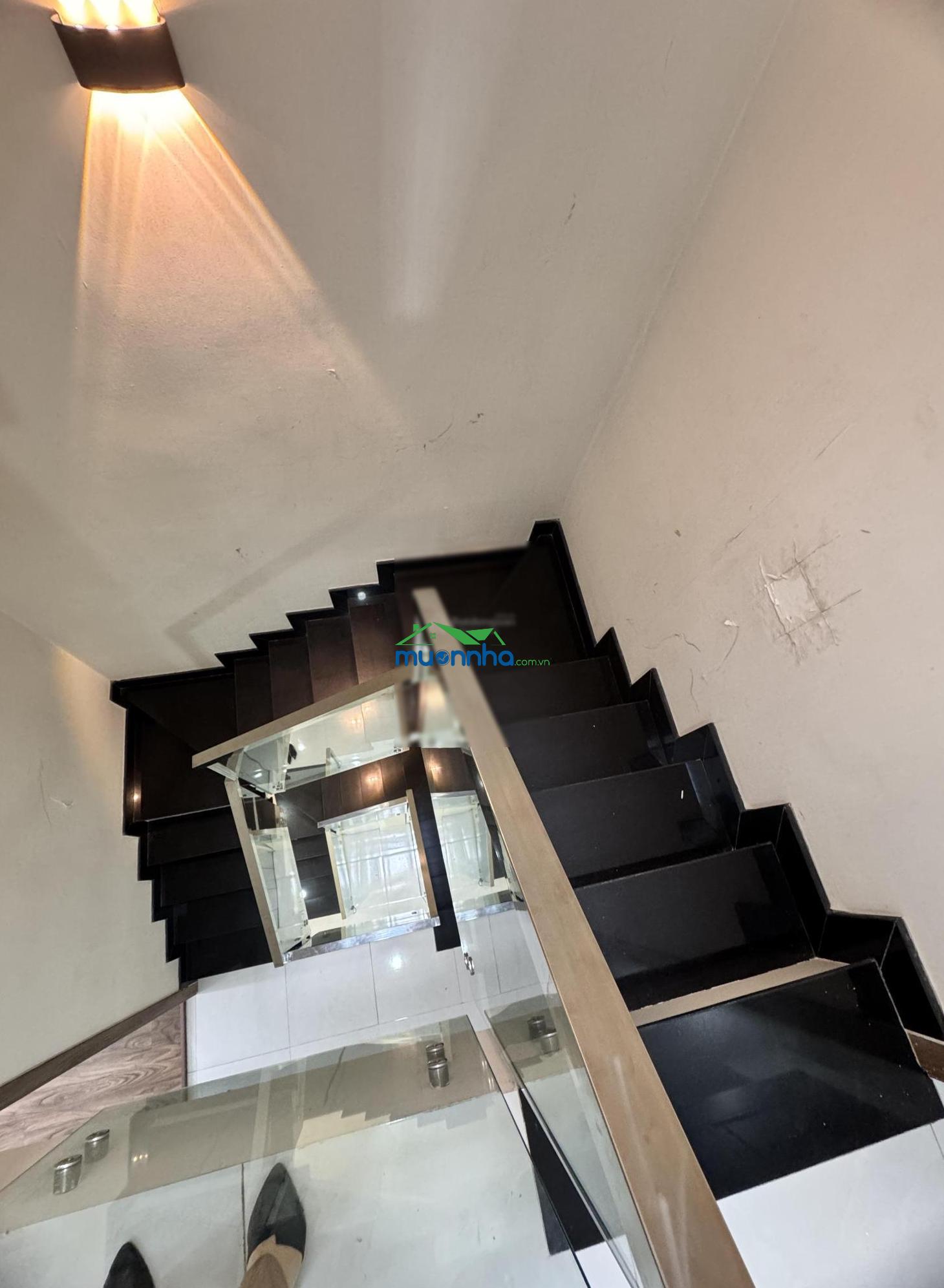 Bán nhà chính chủ phạm thế hiển tạ quang bửu p4 quận 8, 58m2, 4 tầng, 4 pn, kqh, knn.