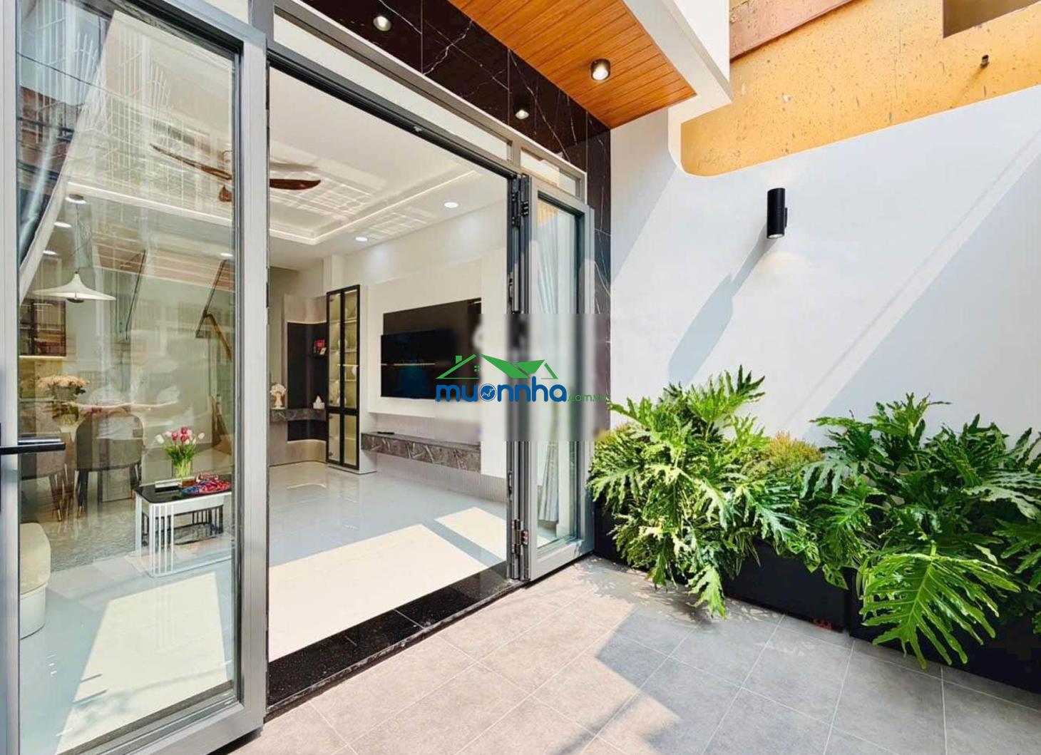 Bạn đang quá bận rộn và không có nhiều thời gian cho việc mua 1 căn nhà cũ chỉ 7.3 tỉ cho gia đình? - 2