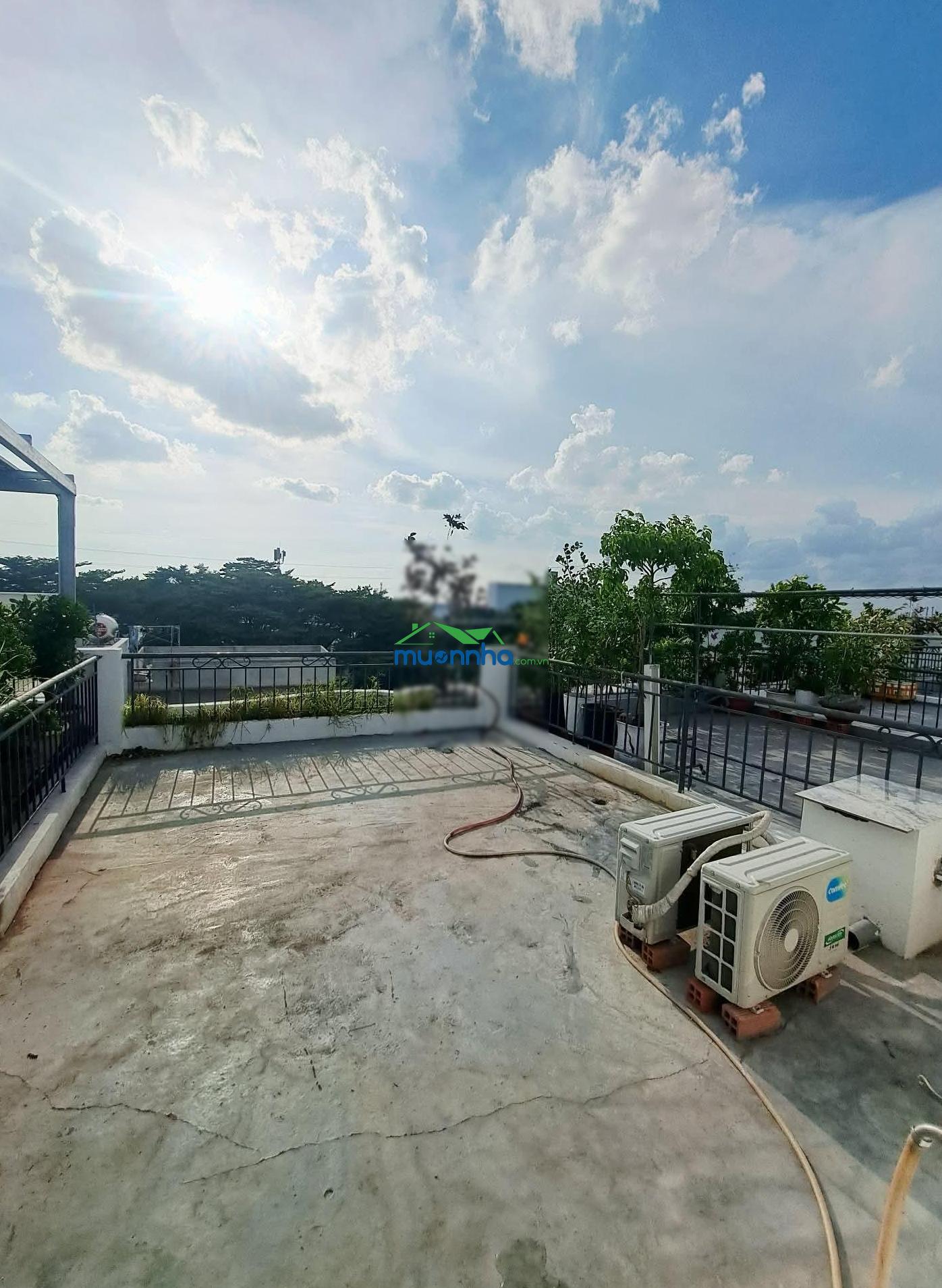 Bán nhà riêng tân phú, hẻm xe hơi 8m lê thúc hoạch 4.5x20(90m2) - 9 tỷ(tl) - 4