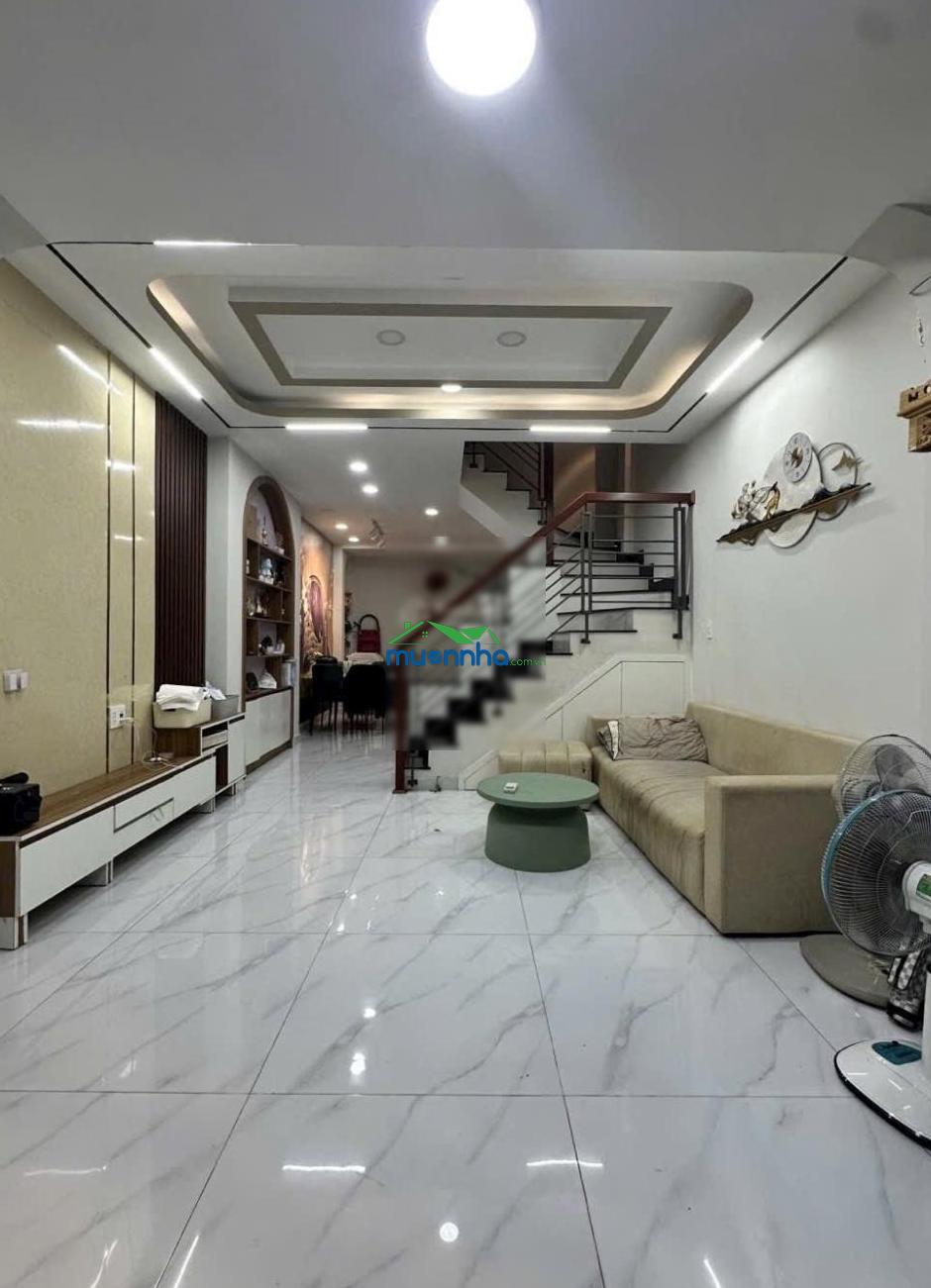 Giá chỉ nhỉnh 4 tỷ - hẻm thông - 1 sẹc - 3