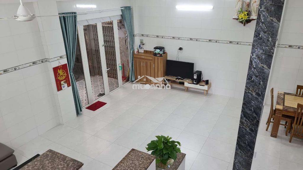 Bán nhà ngang 7m, đường trịnh đình thảo - qtân phú - 2