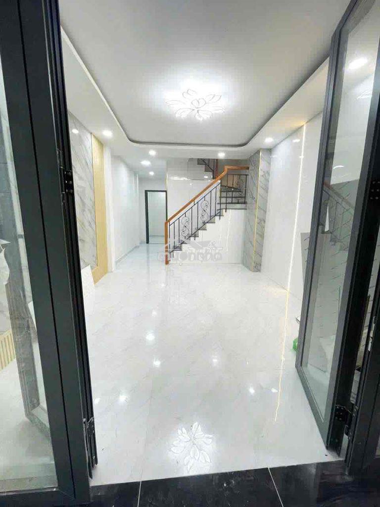 78m2 3phòng nhà nguyễn văn tần p2q8 , gần chợ rạch ông sổ hồng riêng