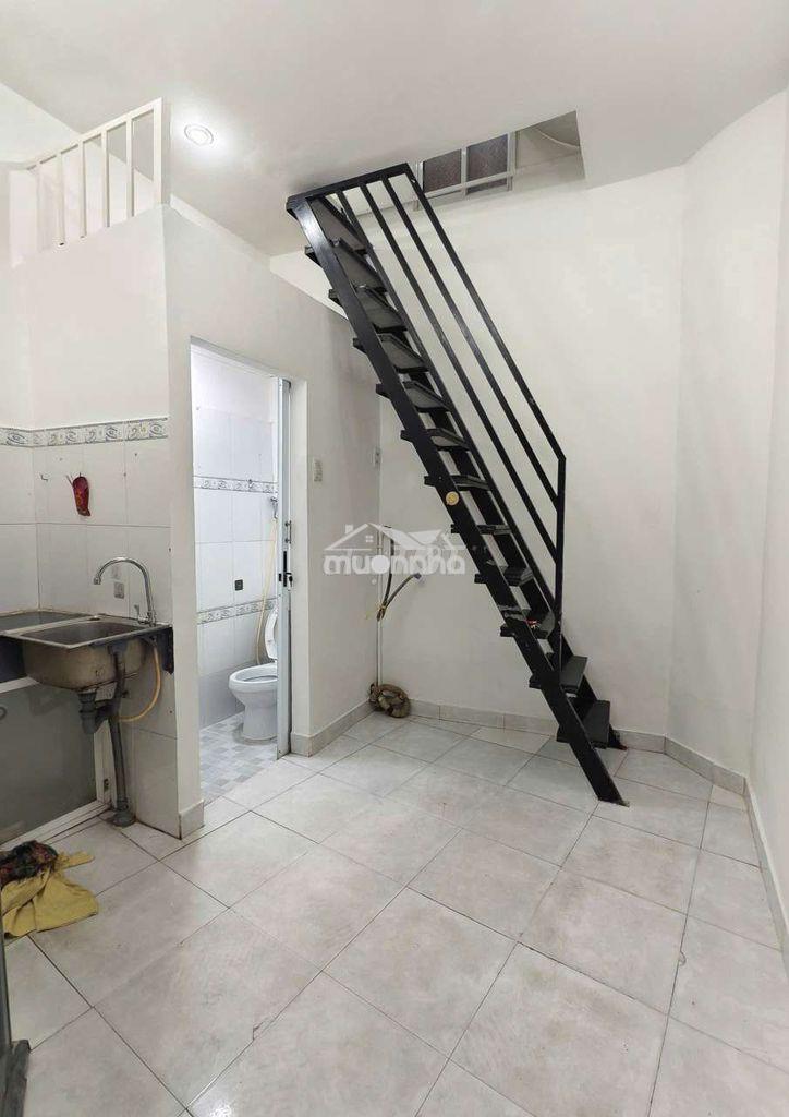 Cho thuê nhà 2pn2wc 6tr bình thanhh - 3