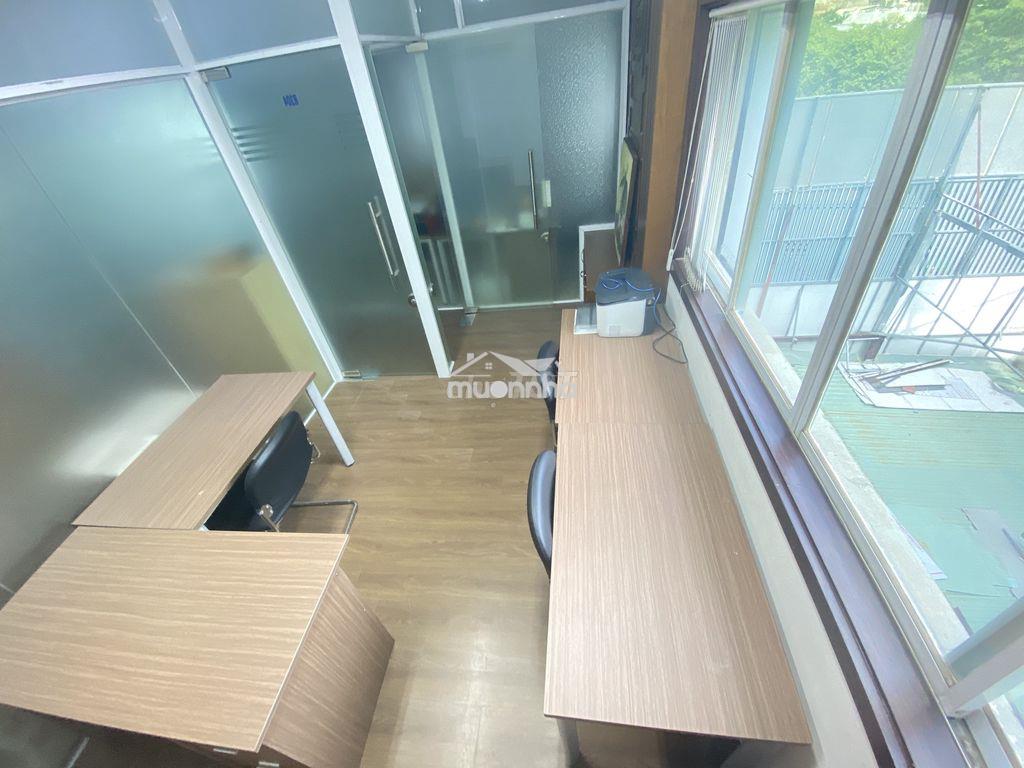 Văn phòng có đầy đủ nội thất- có cửa sổ, giấy tờ pháp lý đầy đủ - 3