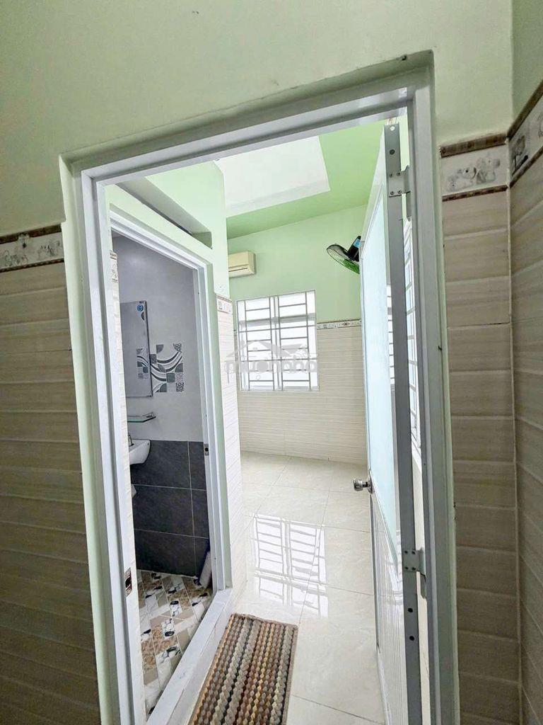 Nhà tân hòa đông [3x7, 3lau, 2pn, 2toilet] sẵn 2 máy lạnh mới - 4