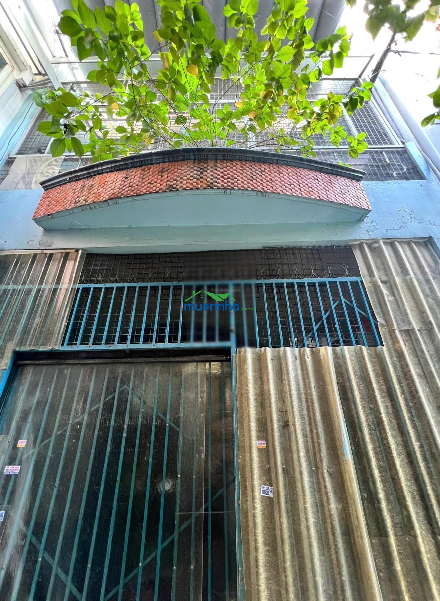 Bán nhà riêng tân phú, sát hẻm xe hơi 4,4 x 10m (45m2) chỉ 4,6 tỷ (tl)