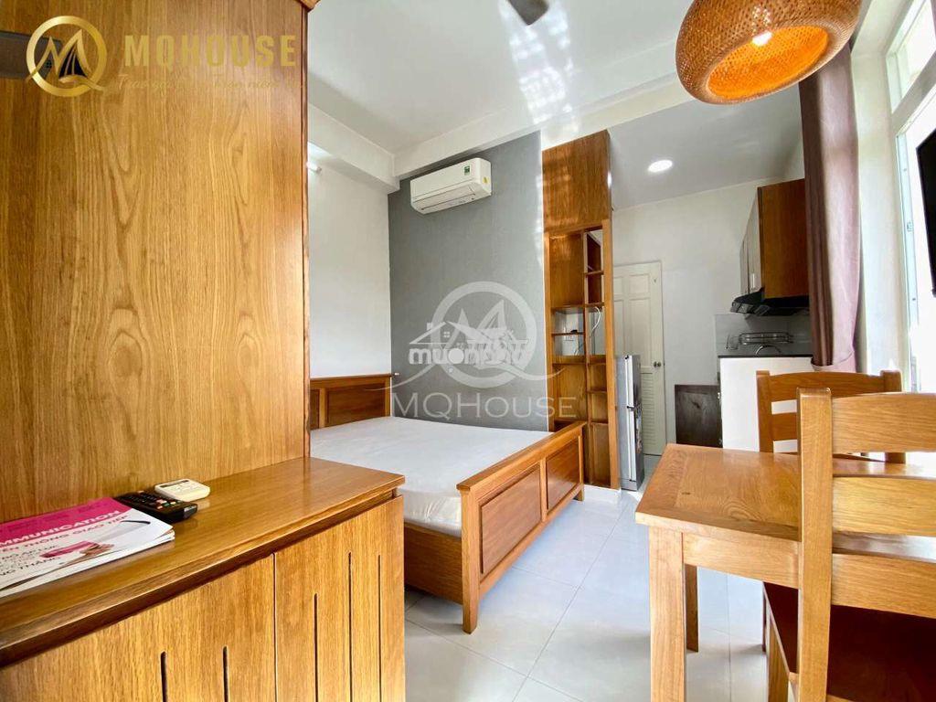 Cho thuê căn hộ studio bancol cửa sổ gần sân bay - 4