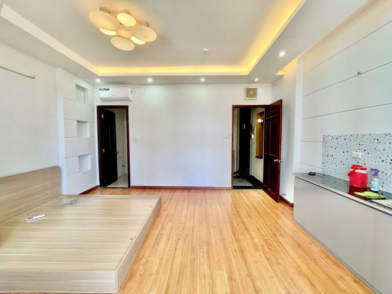 Cho thuê căn hộ ban công riêng gần đại học hutech – ung văn khiêm, quận bình thạnh - 4