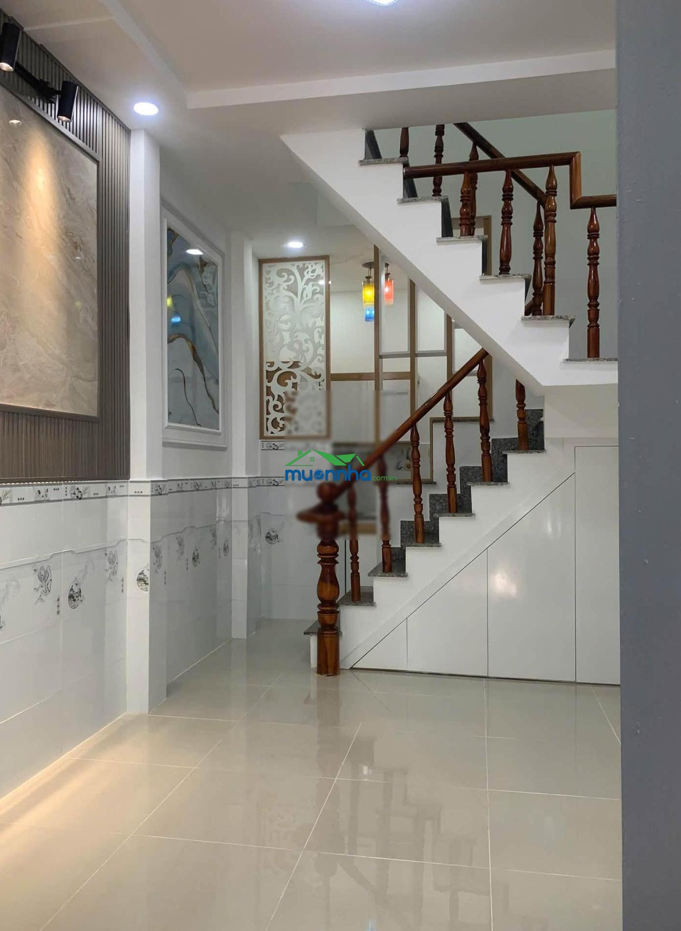 Bán nhà khu dân cư 100% ngay ql1a gần trường học đi đâu cũng tiện - 2