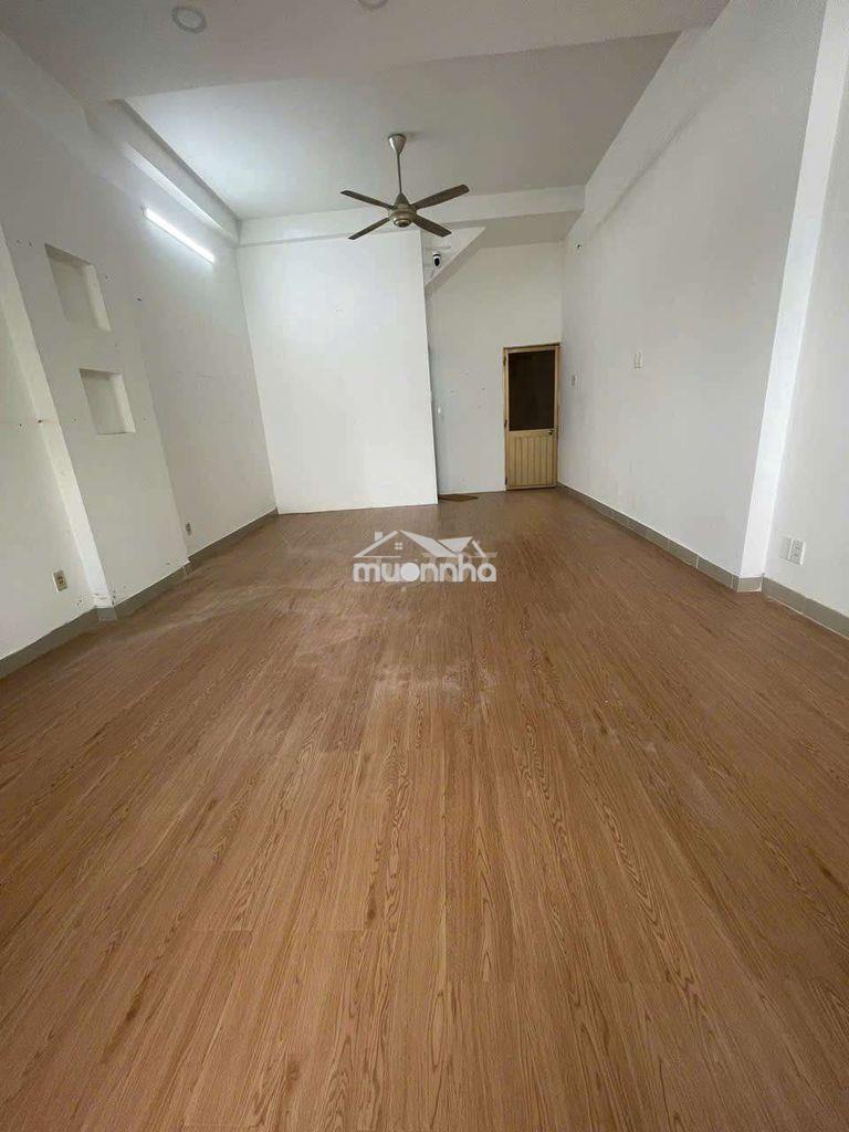 Cho thuê mặt bằng rộng rãi, hxh, lê quang định bt - 2