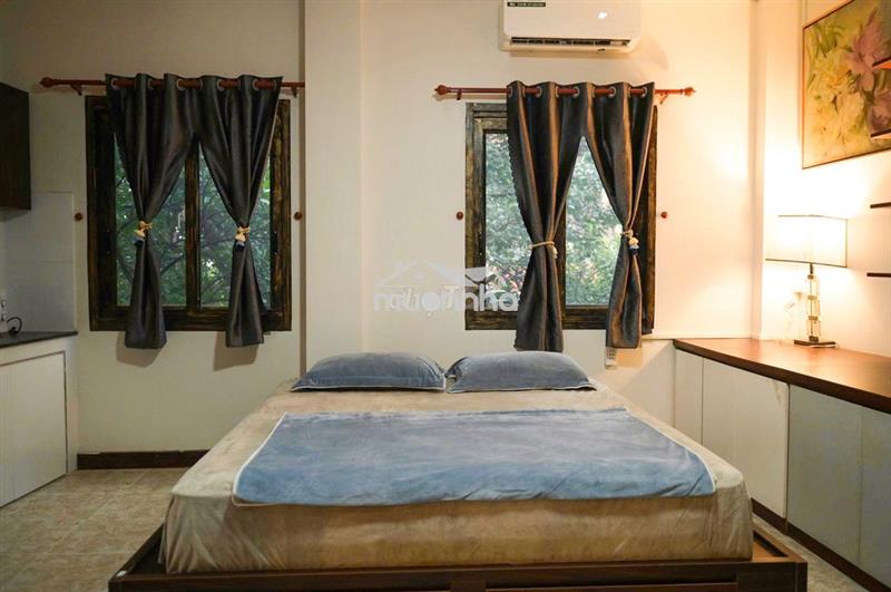 Cho thuê căn hộ dịch vụ mặt tiền đường lạc long quân